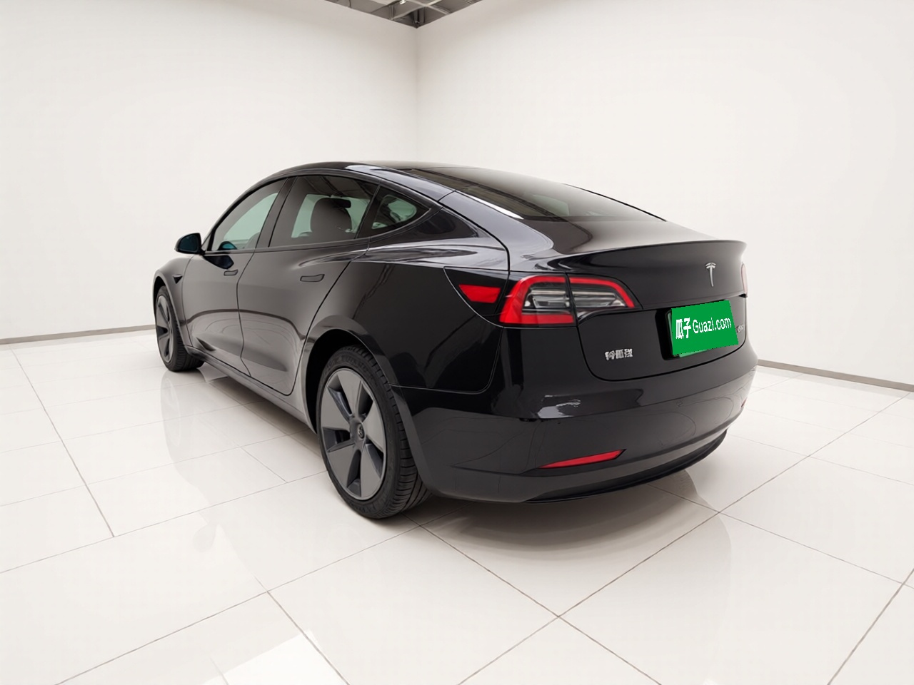 Model 3 2022 RWD photo 4
