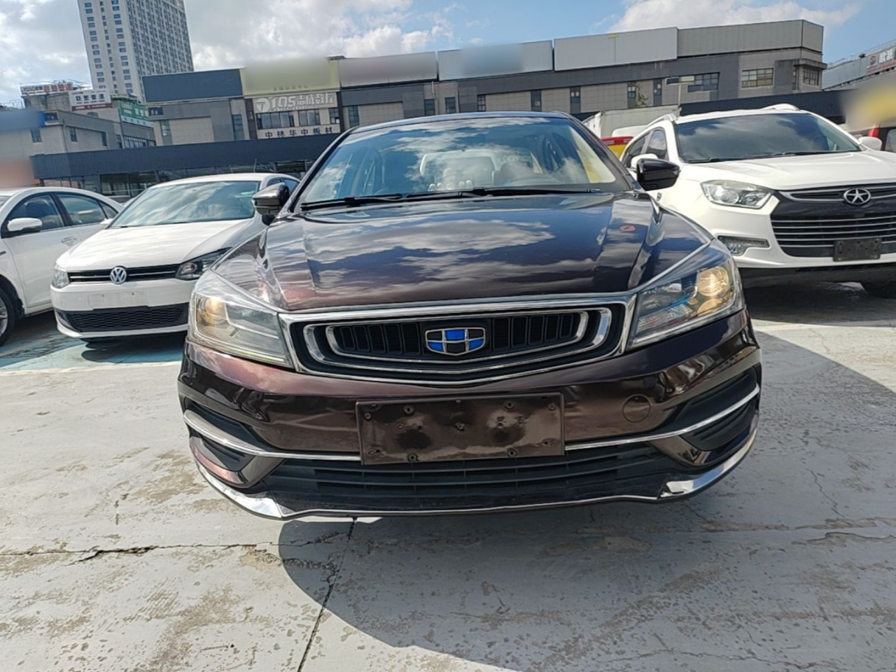 Emgrand 2018 1.5L MT photo 2