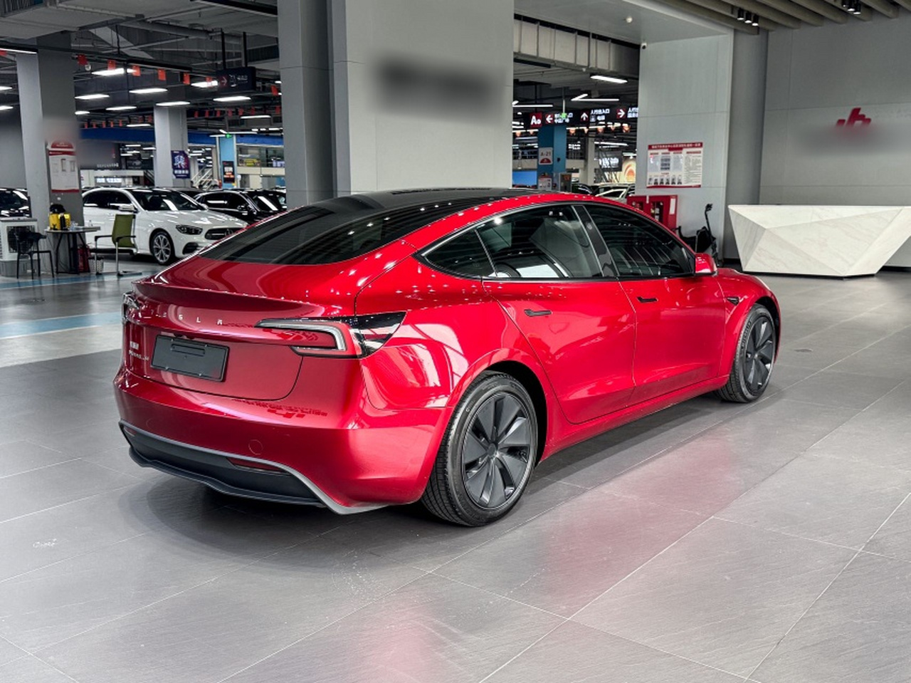 Model 3 2023 Long Range AWD photo 2