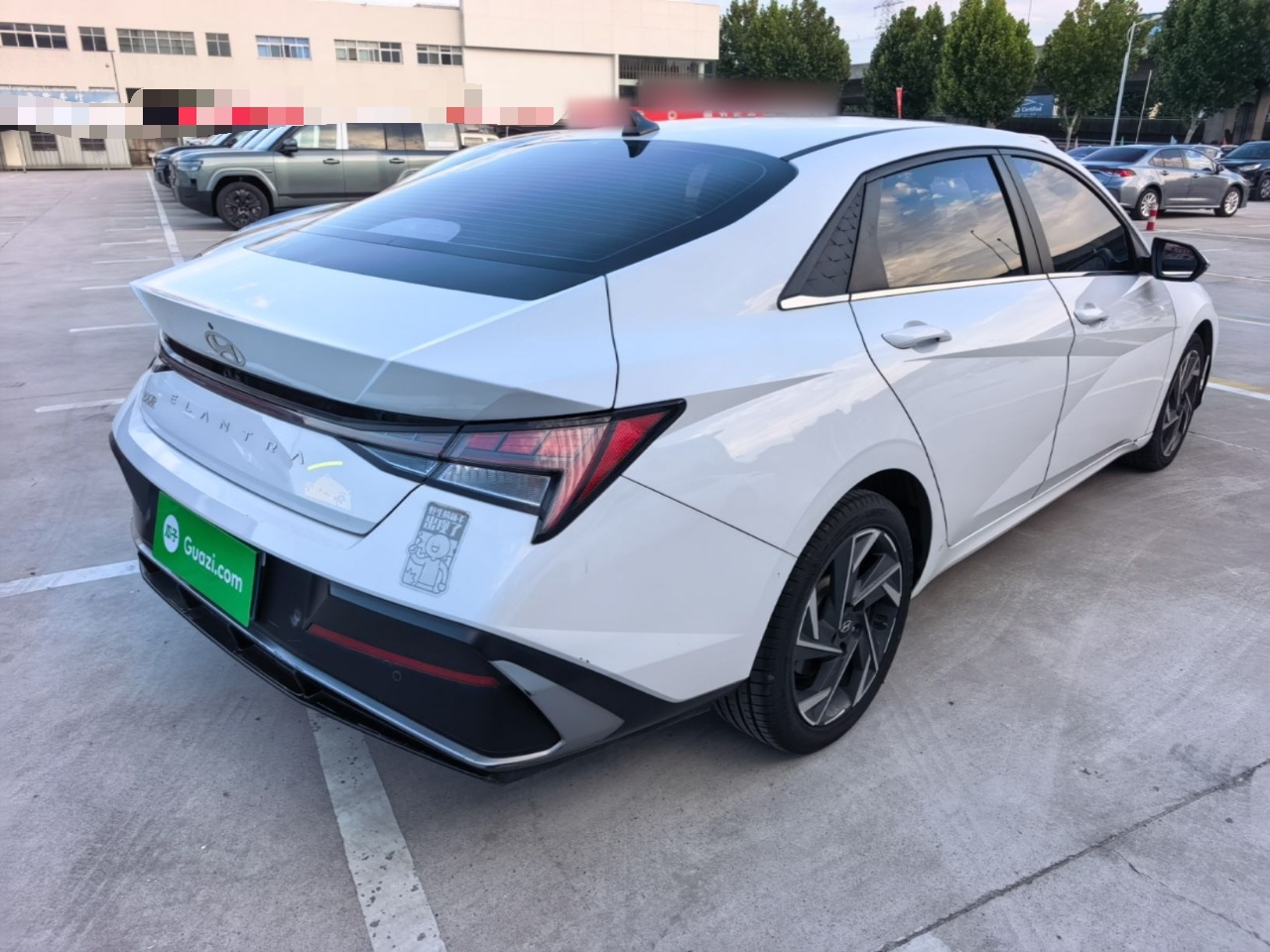 Elantra 2023 1.5L CVT LUX Premium photo 4
