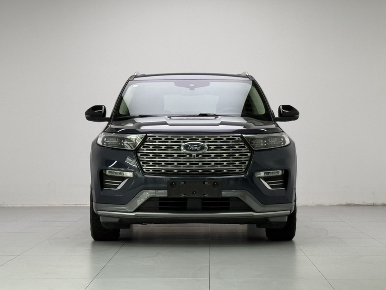 Explorer 2020 EcoBoost 285 AWD Titanium 6-Seater photo 3