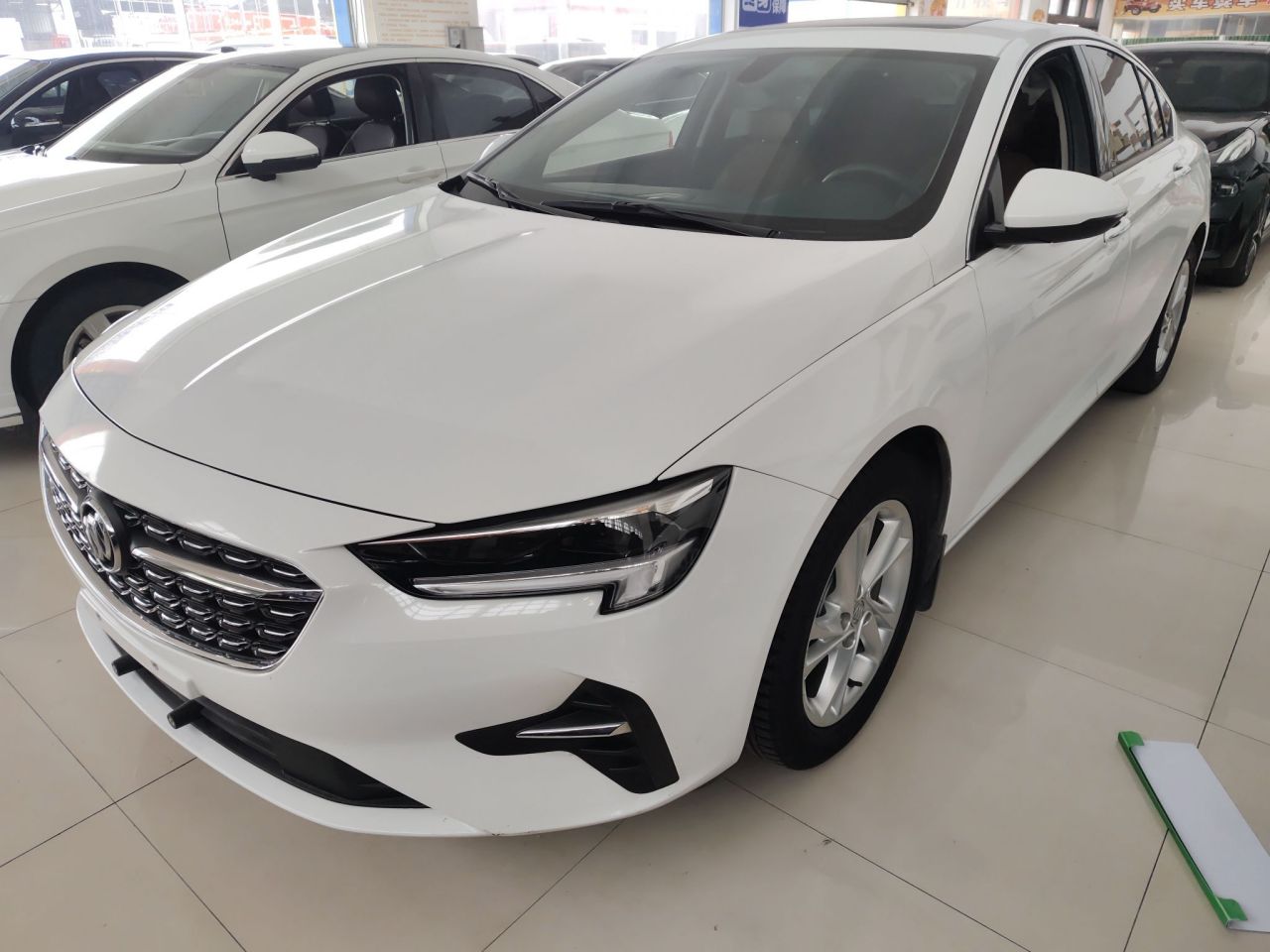 Regal 2022 552T Smart