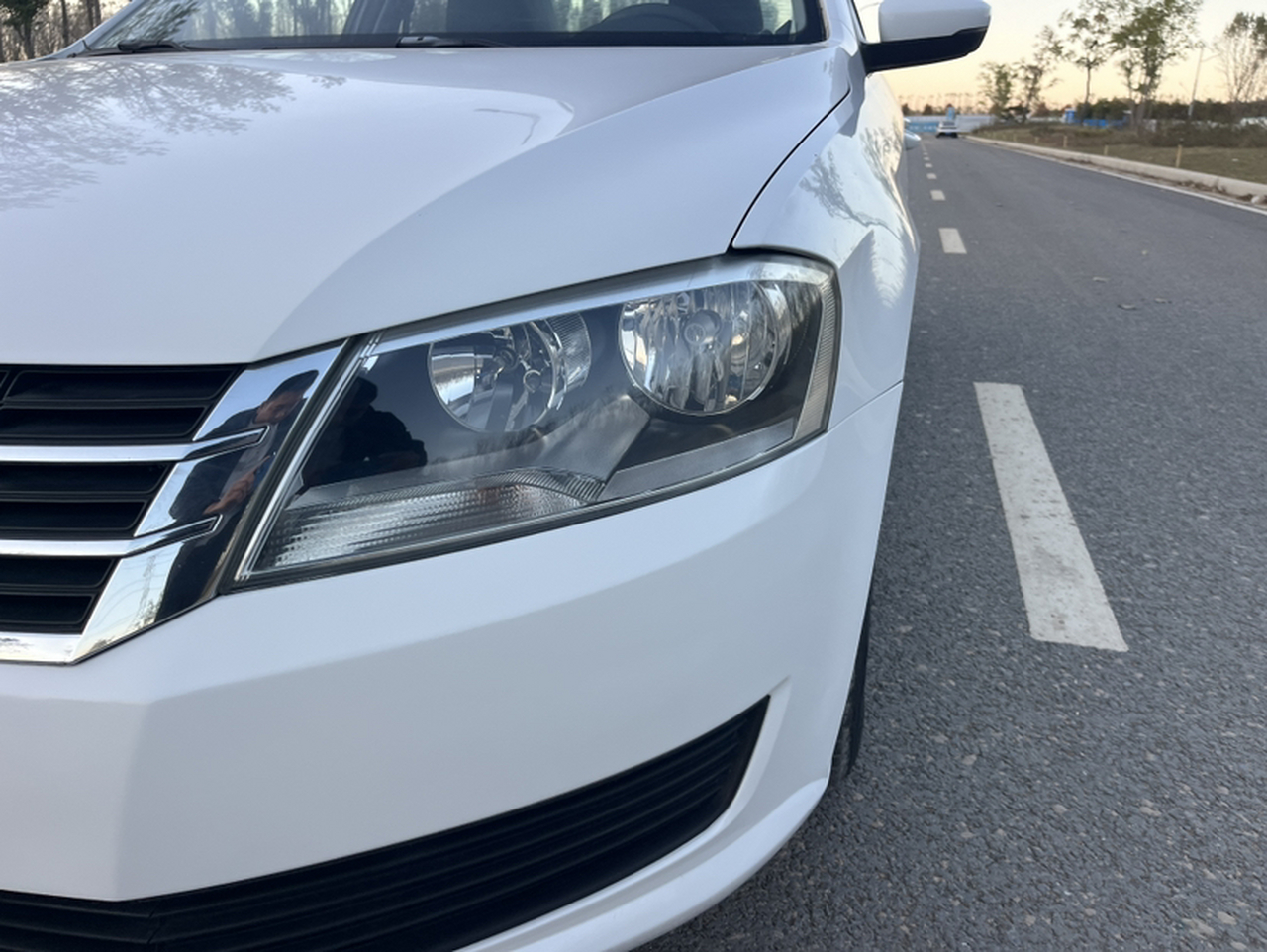 Lavida 2013 Facelift Classic 1.6L AT photo 3