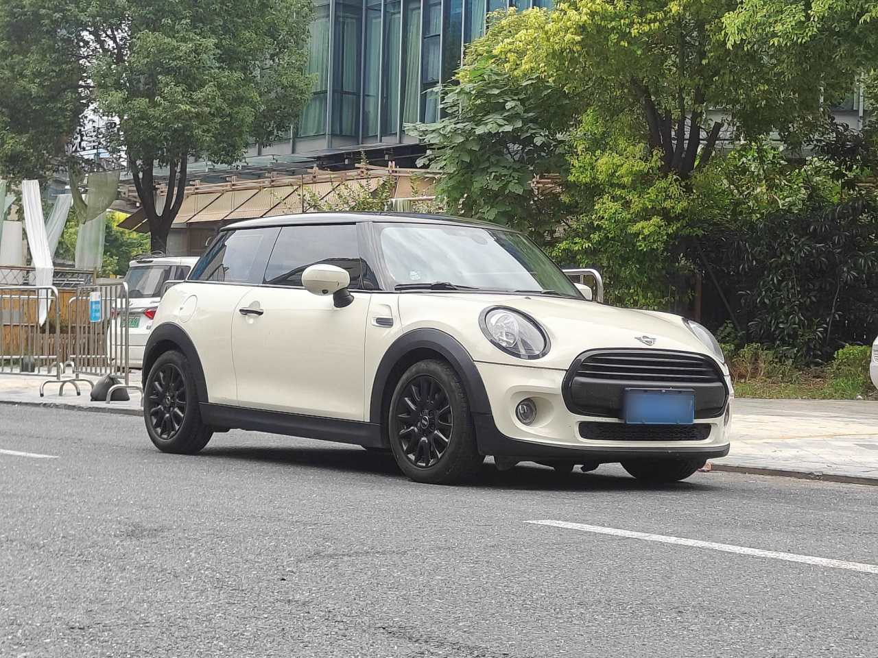 2019 1.5T ONE PLUS photo 2
