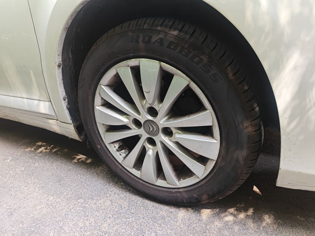 2013 Sedan 1.6L AT photo 2