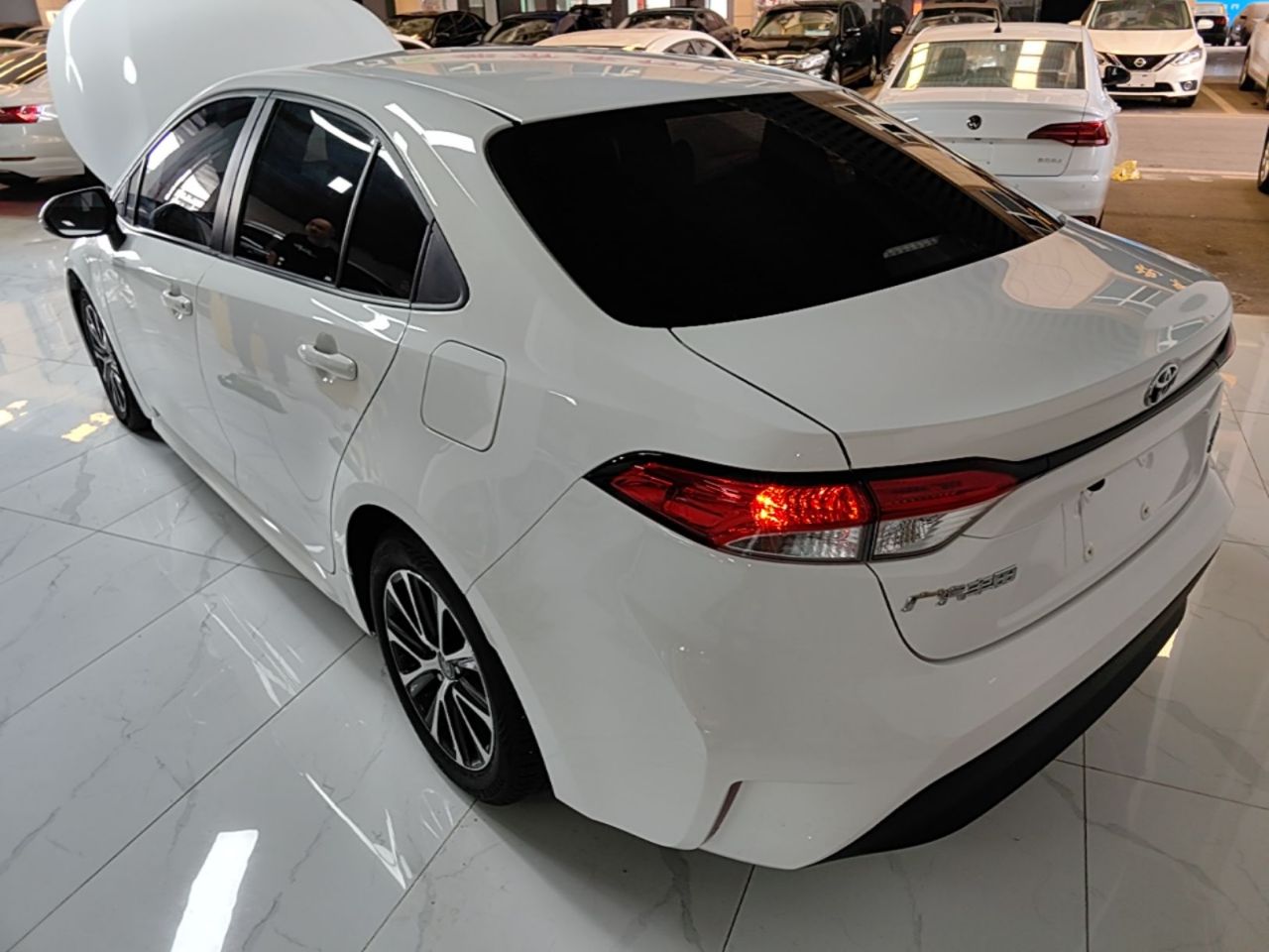 Levin 2023 Smart Hybrid 1.8L Leading photo 4
