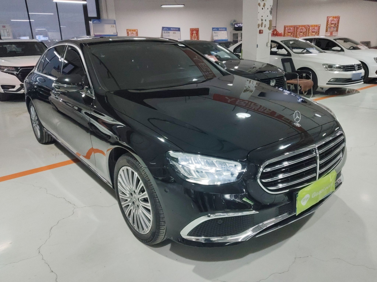 E-Class 2023 E 300 L Luxury photo 3