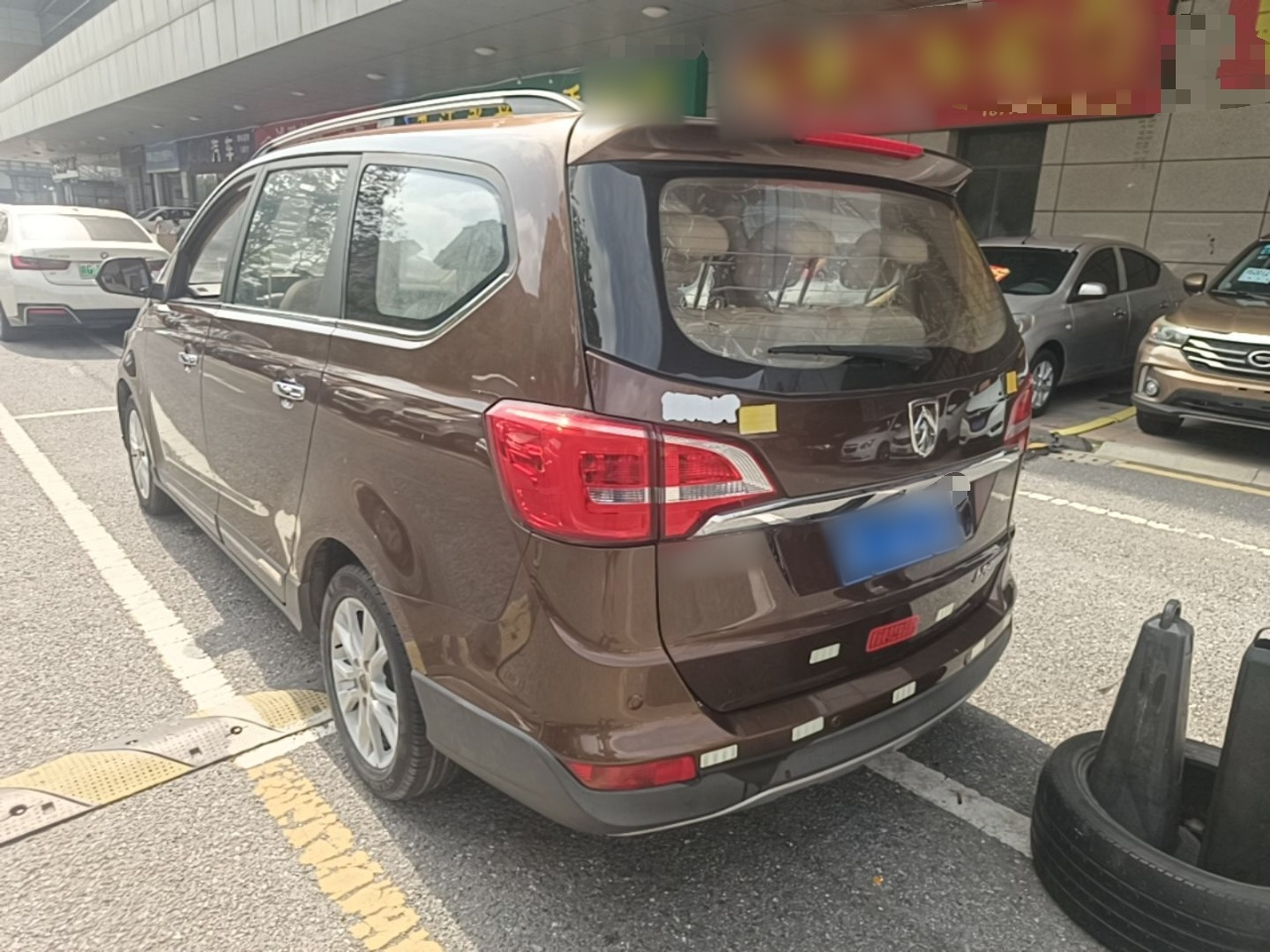 730 2016 1.5L MT Comfort 7-Seater China V photo 4
