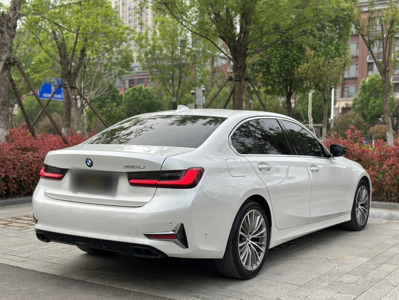 3 Series 2020 325Li Launch Edition photo 3