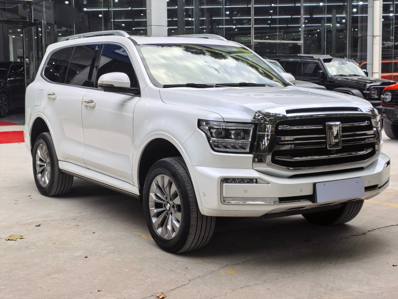 500 EV 2023 Hi4-T photo 2