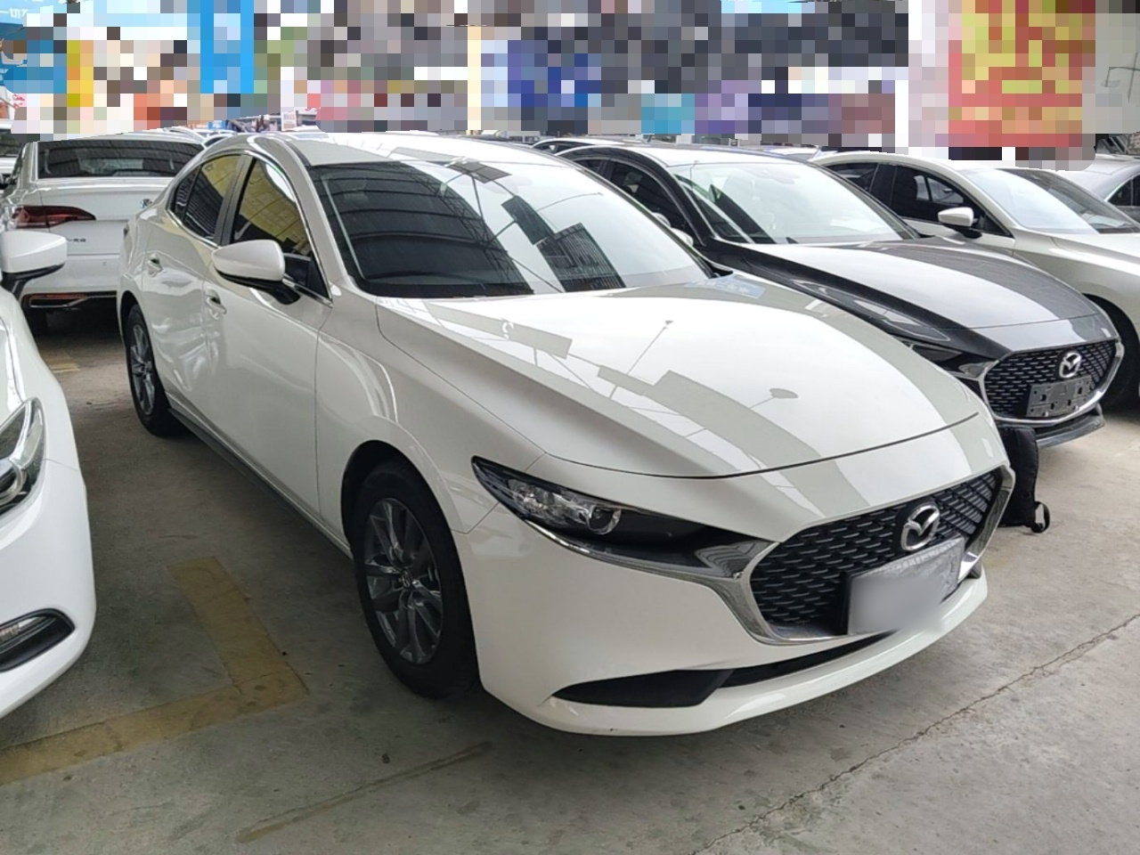 3 Axela 2021 1.5L AT photo 3