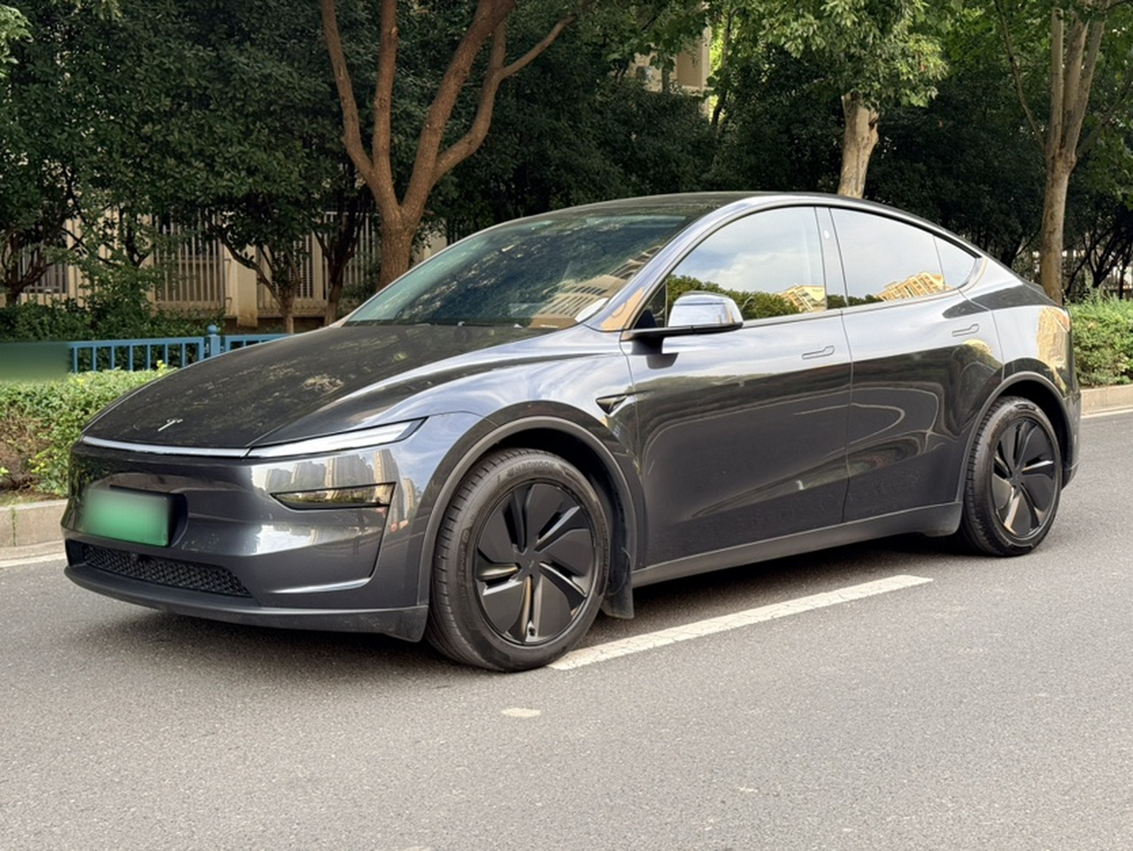 Model Y 2025 Long Range AWD