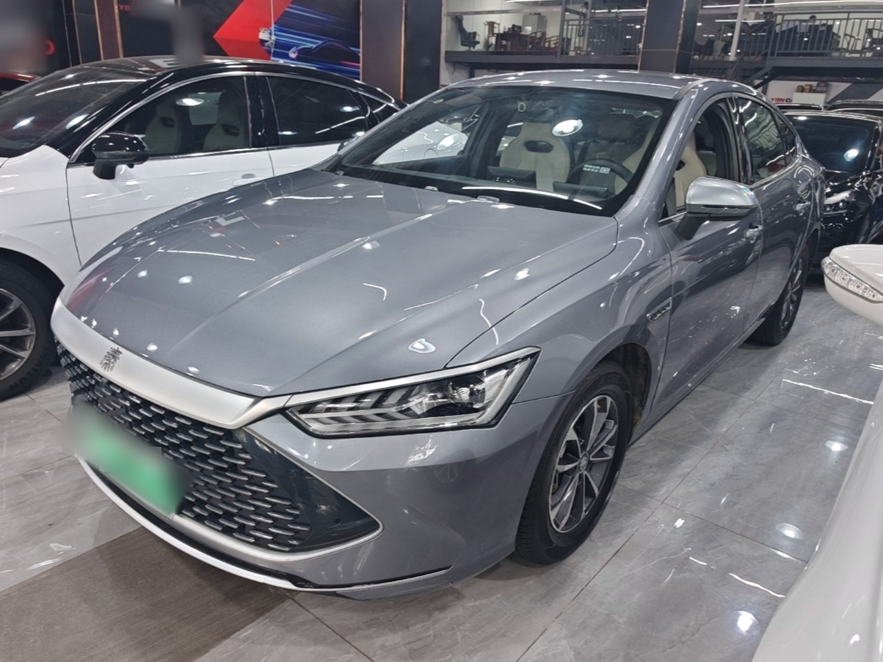 Qin PLUS 2024 Honor DM-i 55KM Leading