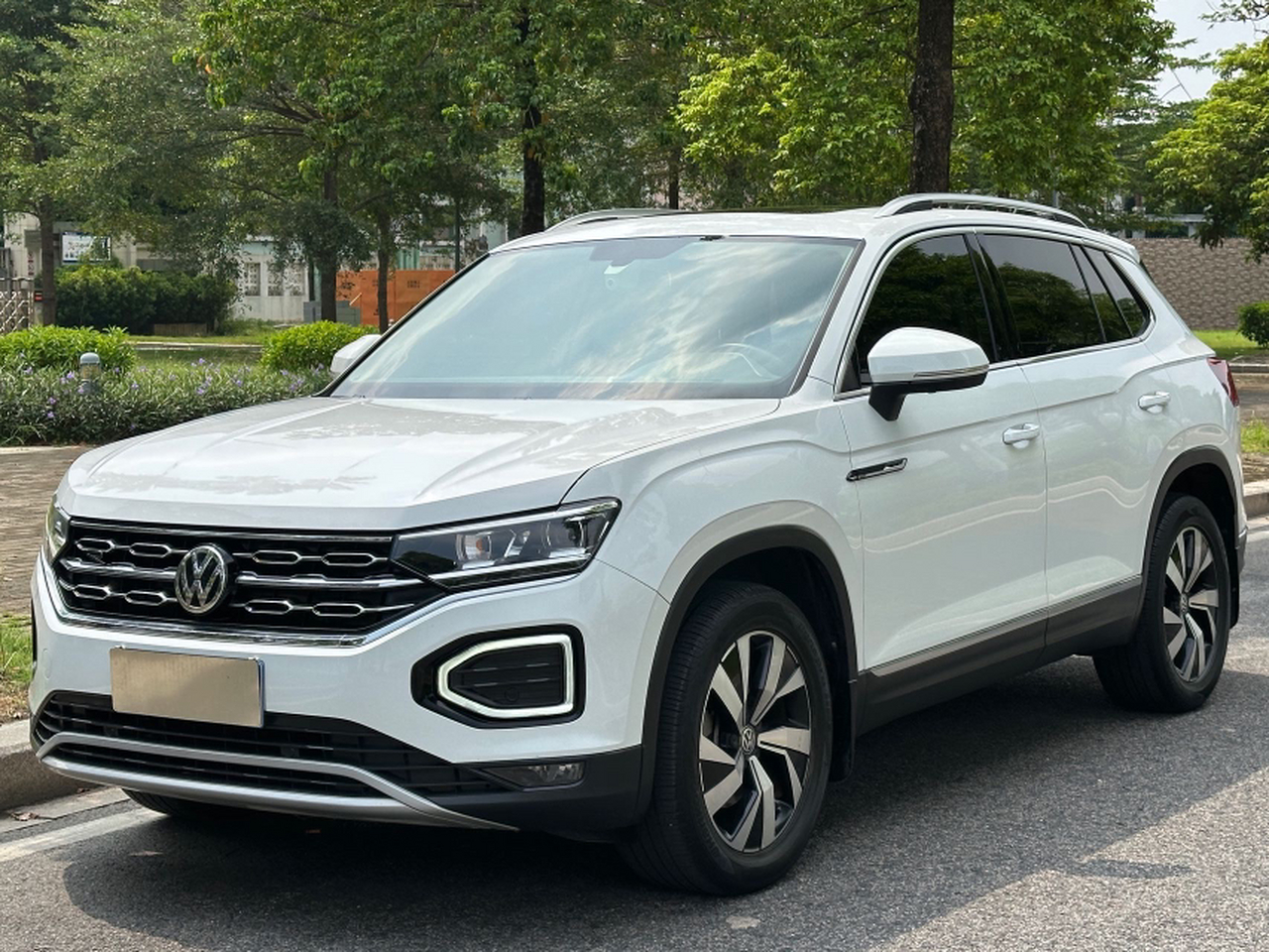 Tayron 2020 330TSI RWD Luxury Connected
