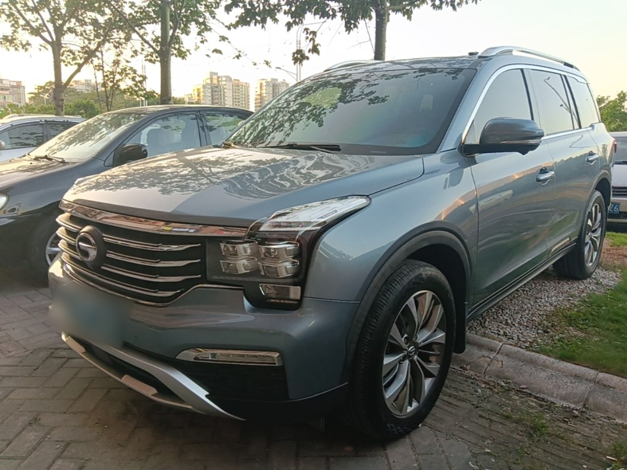 GAC Trumpchi GS8 2017 320T RWD Luxury Connected 7-Seater