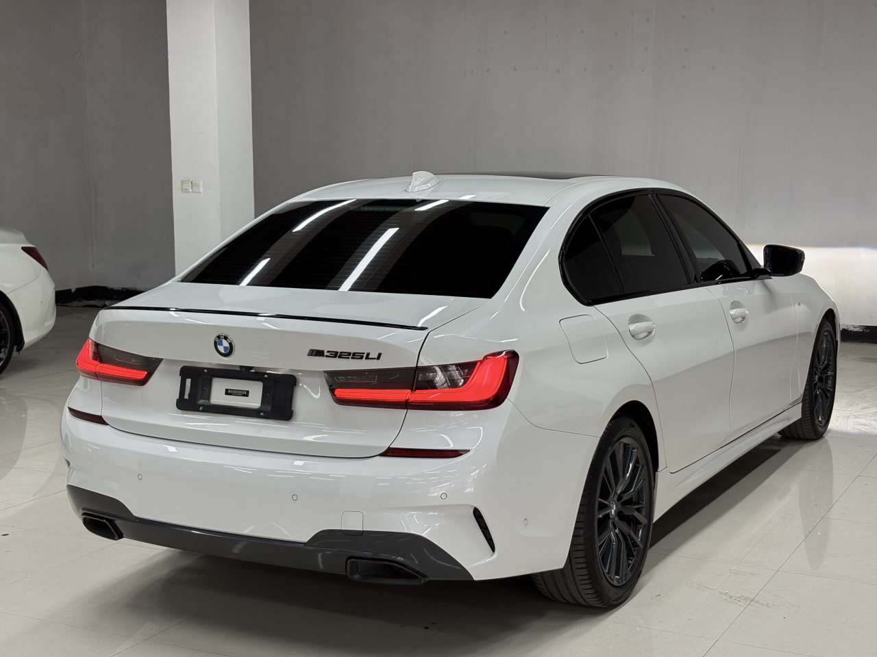 3 Series 2020 Facelift 325Li M M Sport Night Package photo 2