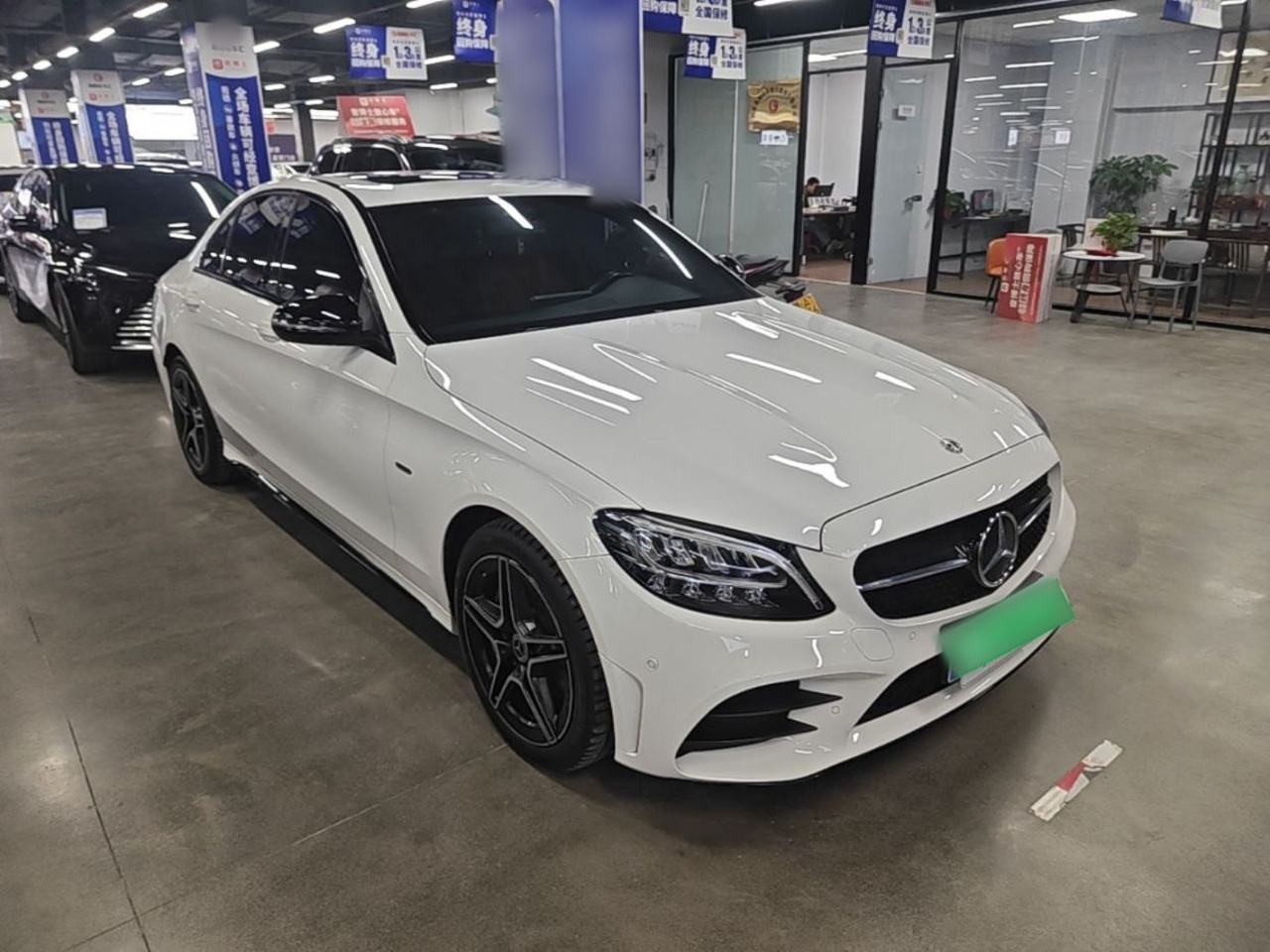 C-Class 2021 C 260 Starlight Edition photo 3