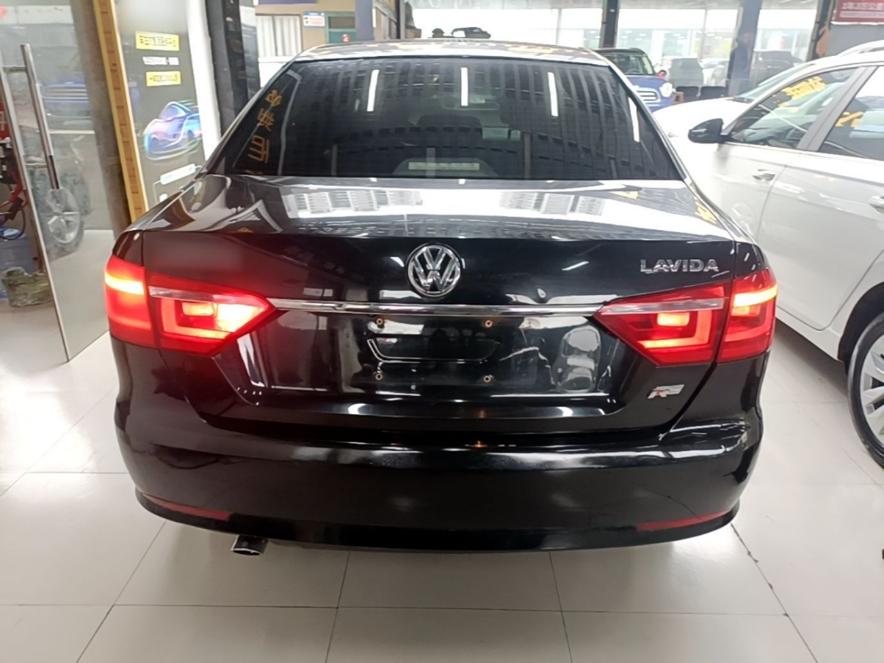 Lavida 2013 Facelift Classic 1.6L AT photo 5
