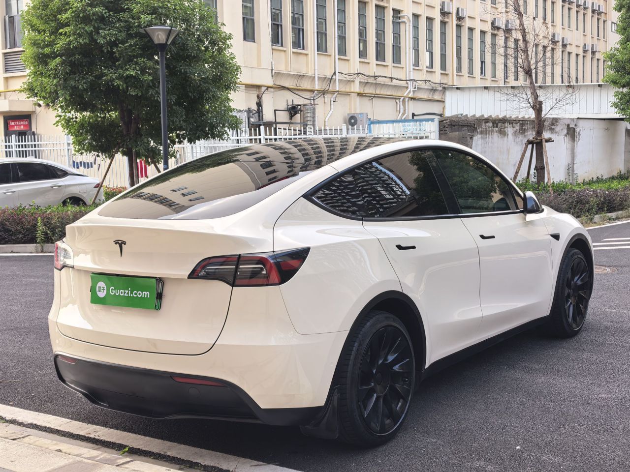 Model Y 2022 RWD photo 4