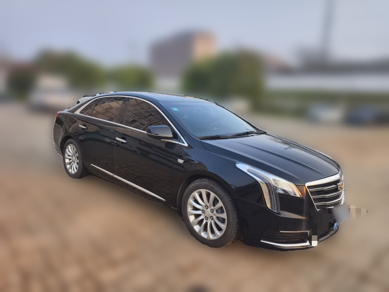 XTS 2018 28T Tech photo 3