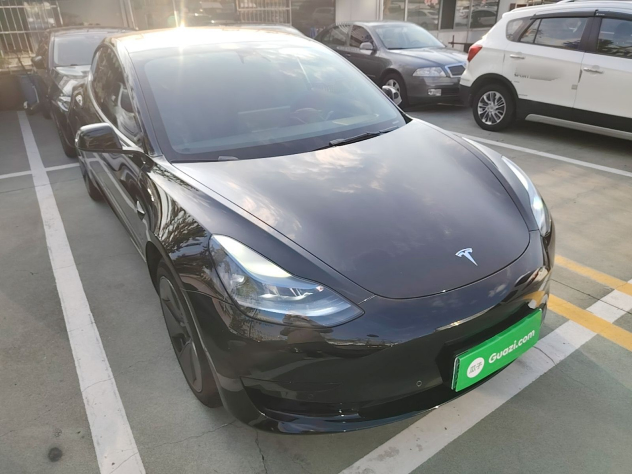 Model 3 2022 RWD photo 5