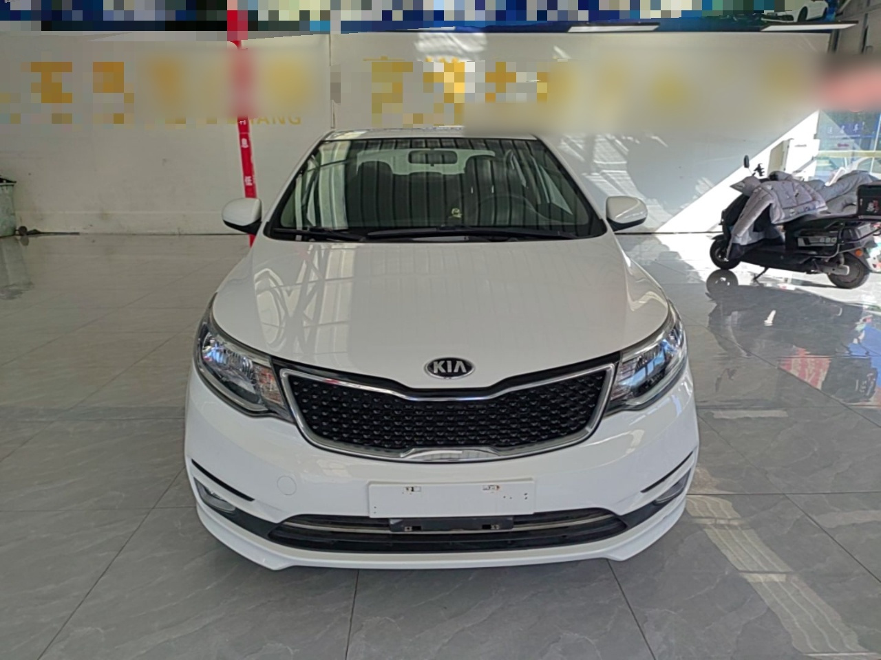 K2 2015 Sedan 1.4L AT GLS photo 2