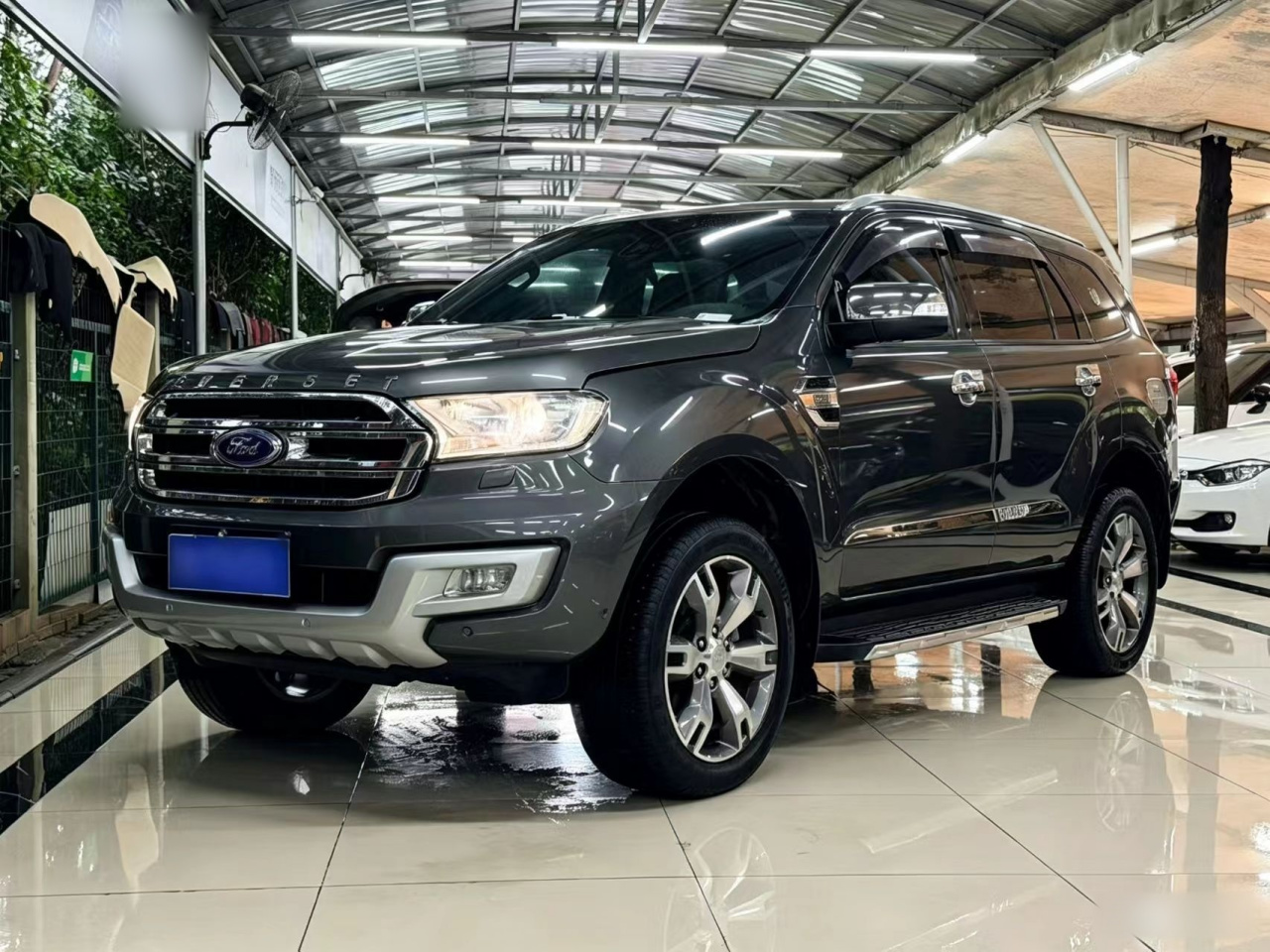 2016 2.0T Petrol AT AWD Flagship