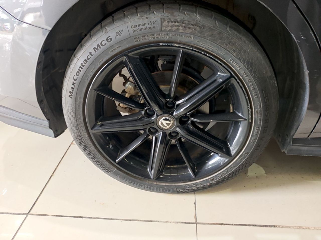 UNI-V 2022 1.5T Premium photo 3