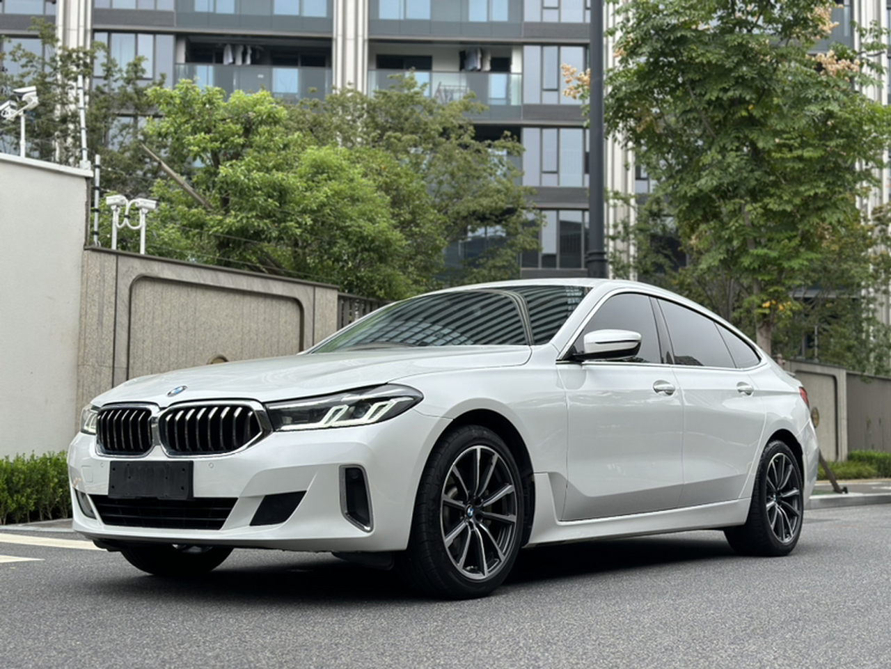 6 SeriesGT 2022 630i Luxury Design Package