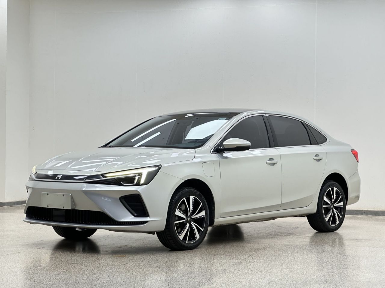 Rising Auto Rising Auto ER6 2021 620km