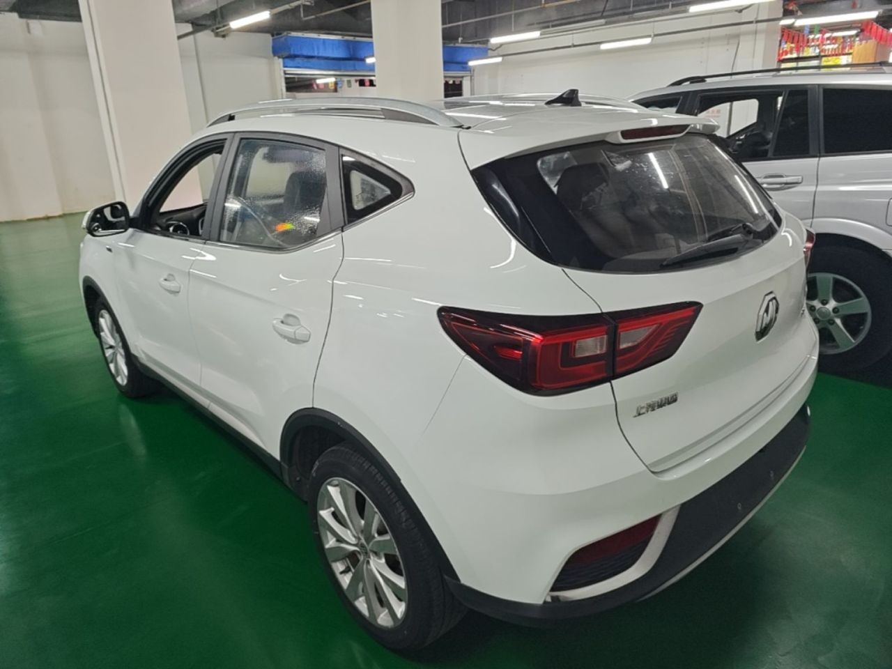 ZS 2017 1.5L AT Luxury photo 4