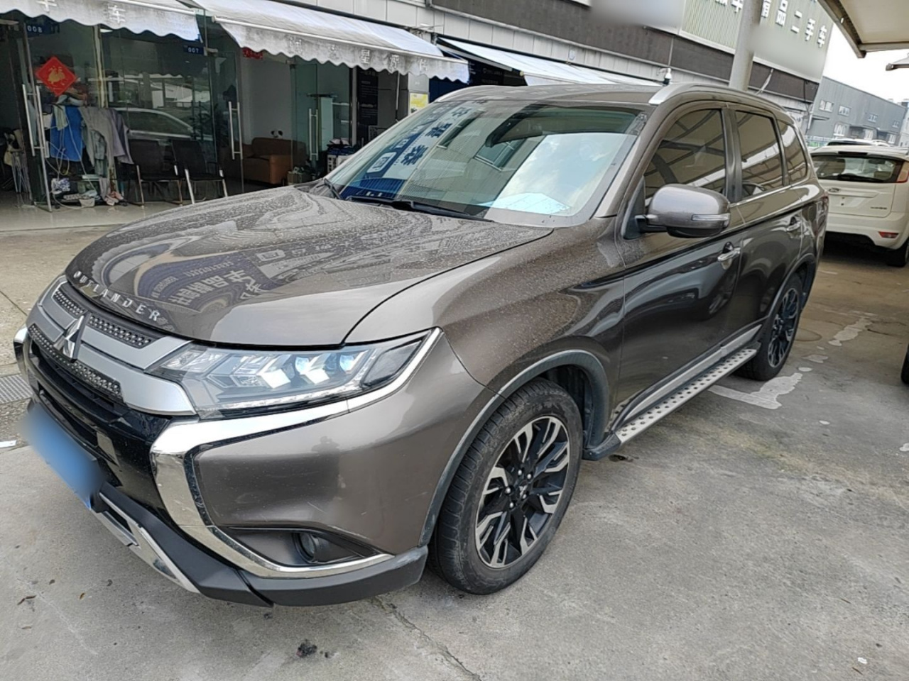 Outlander 2019 2.4L AWD Enjoy 5-Seater China V