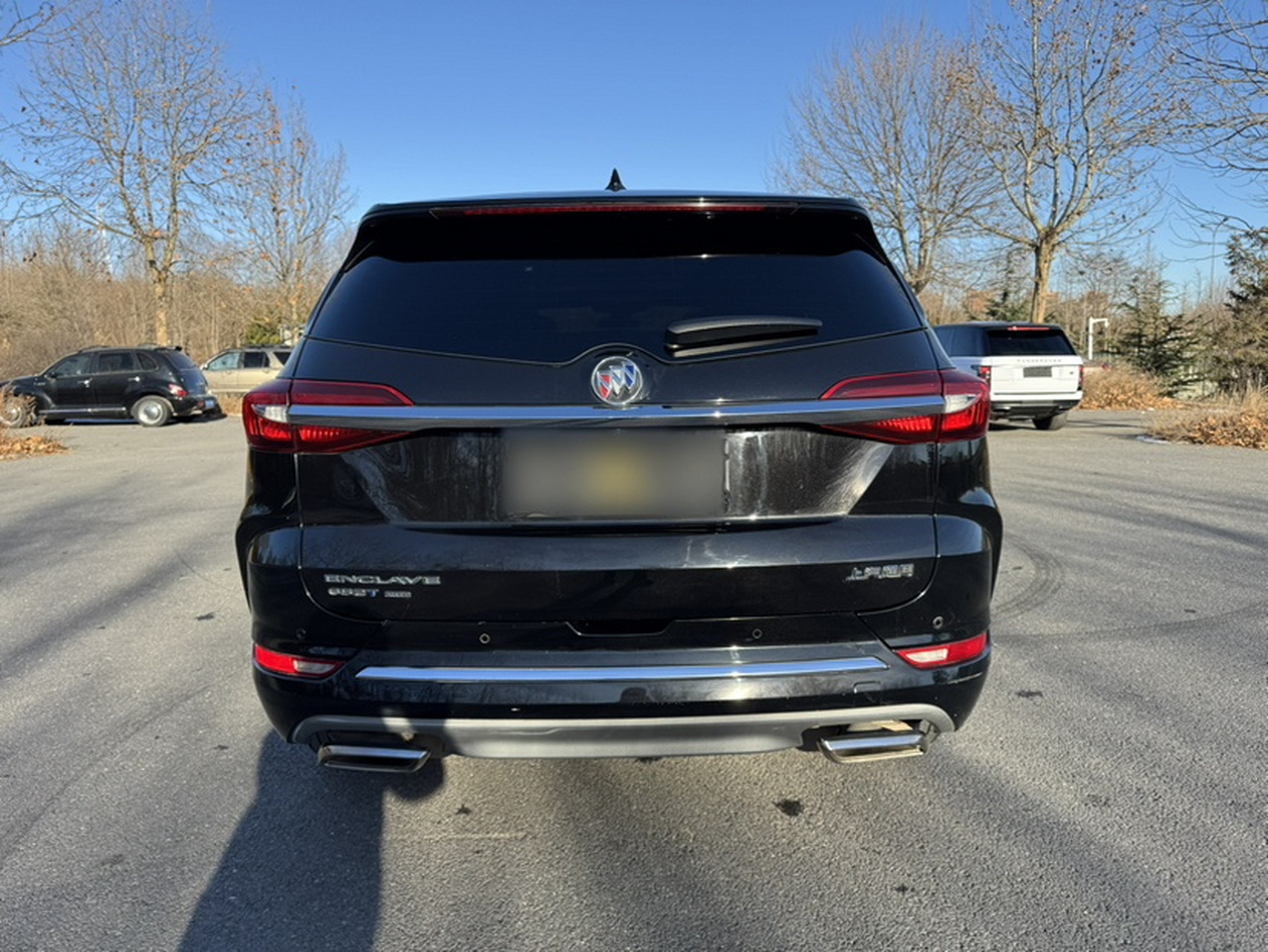 2022 652T AWD Premium 7-Seater photo 3