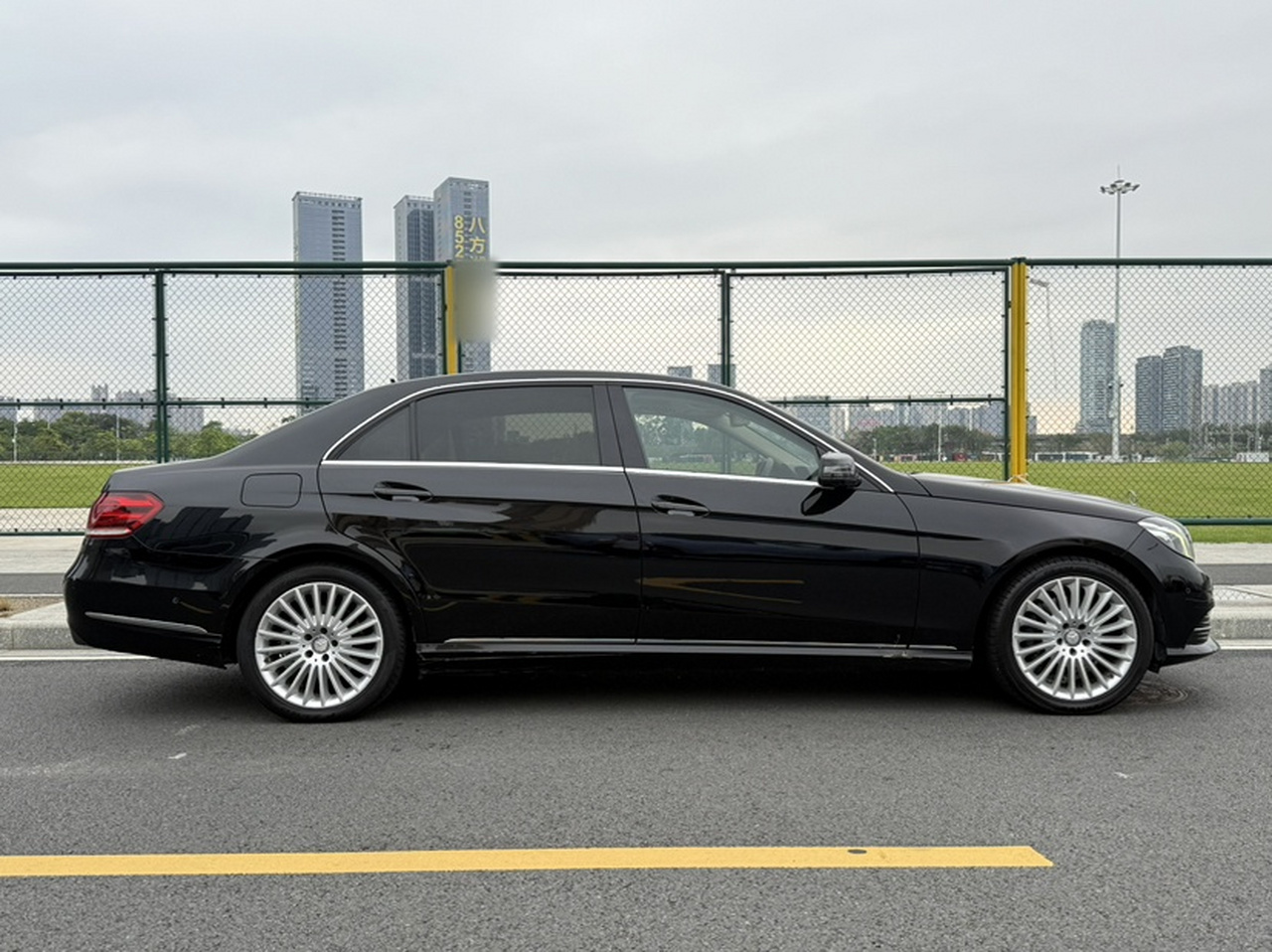 E-Class 2014 Facelift E 260 L Luxury photo 4