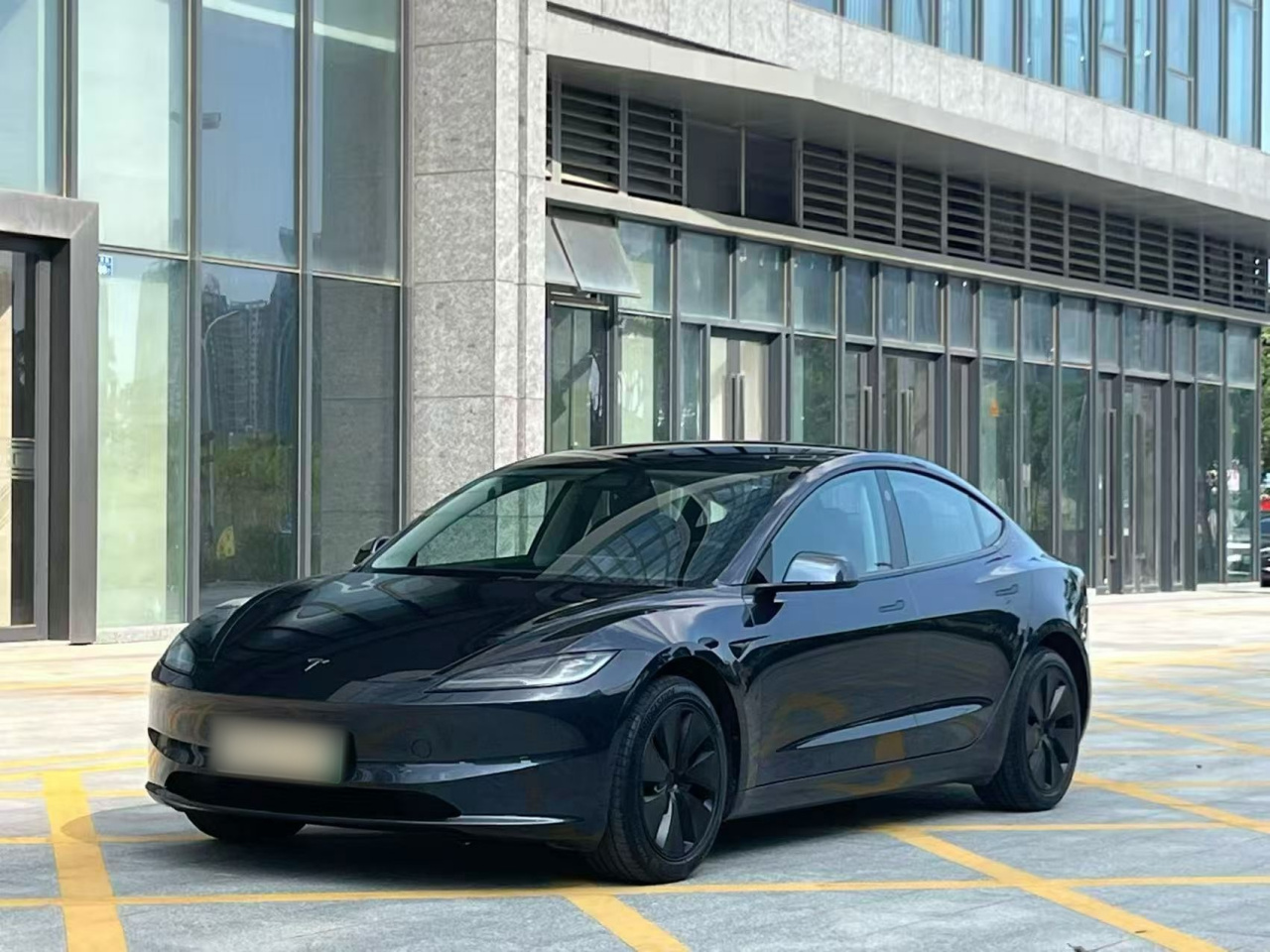 Model 3 2025 RWD photo 5