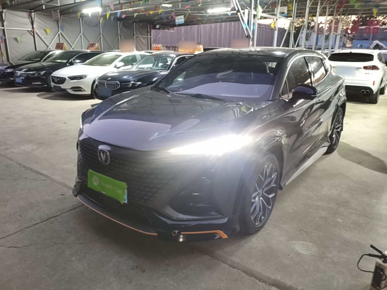 UNI-T 2022 1.5T Exclusive