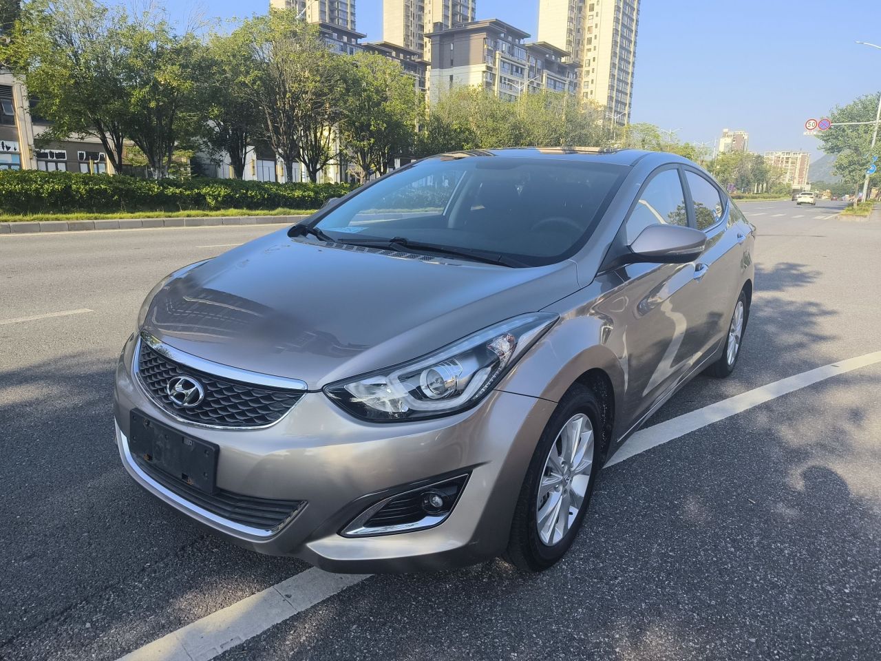 Elantra 2016 1.6L AT Premium