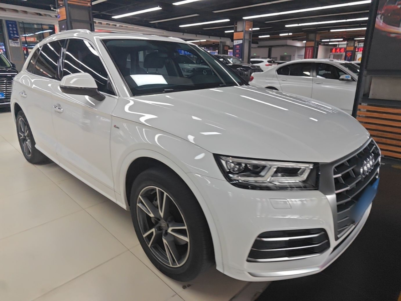 Q5L 2020 Facelift 40 TFSI Fashion photo 3