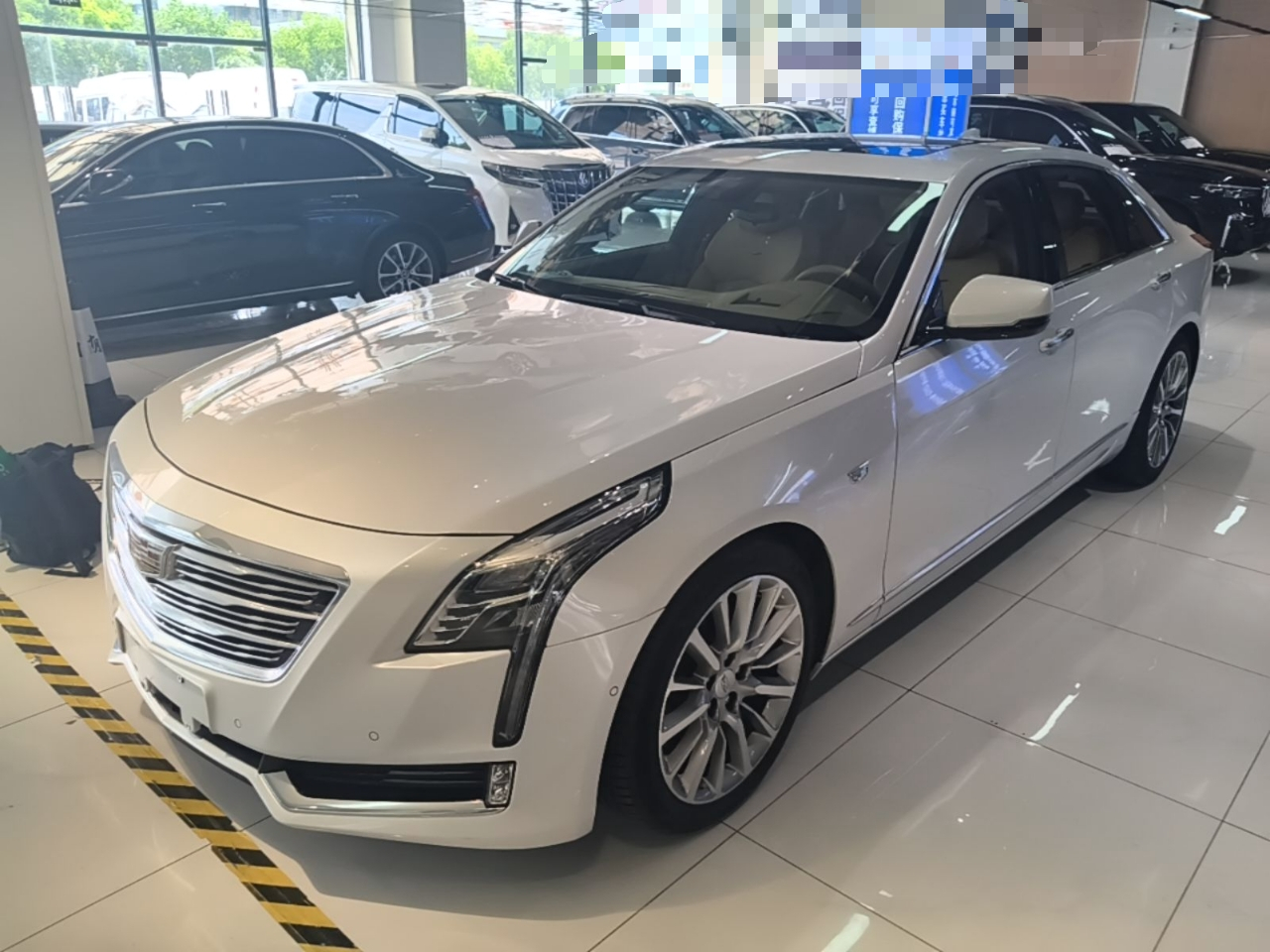 CT6 2016 28T Platinum