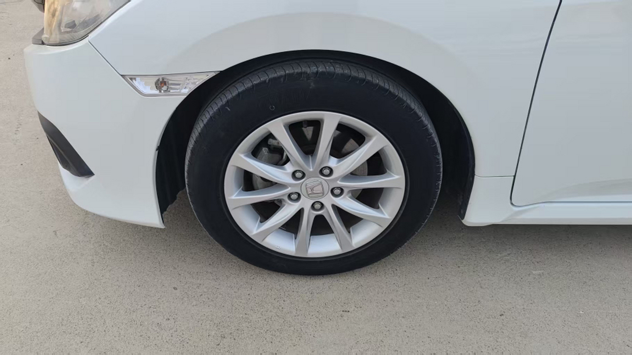 Civic 2016 180TURBO CVT Comfort photo 4