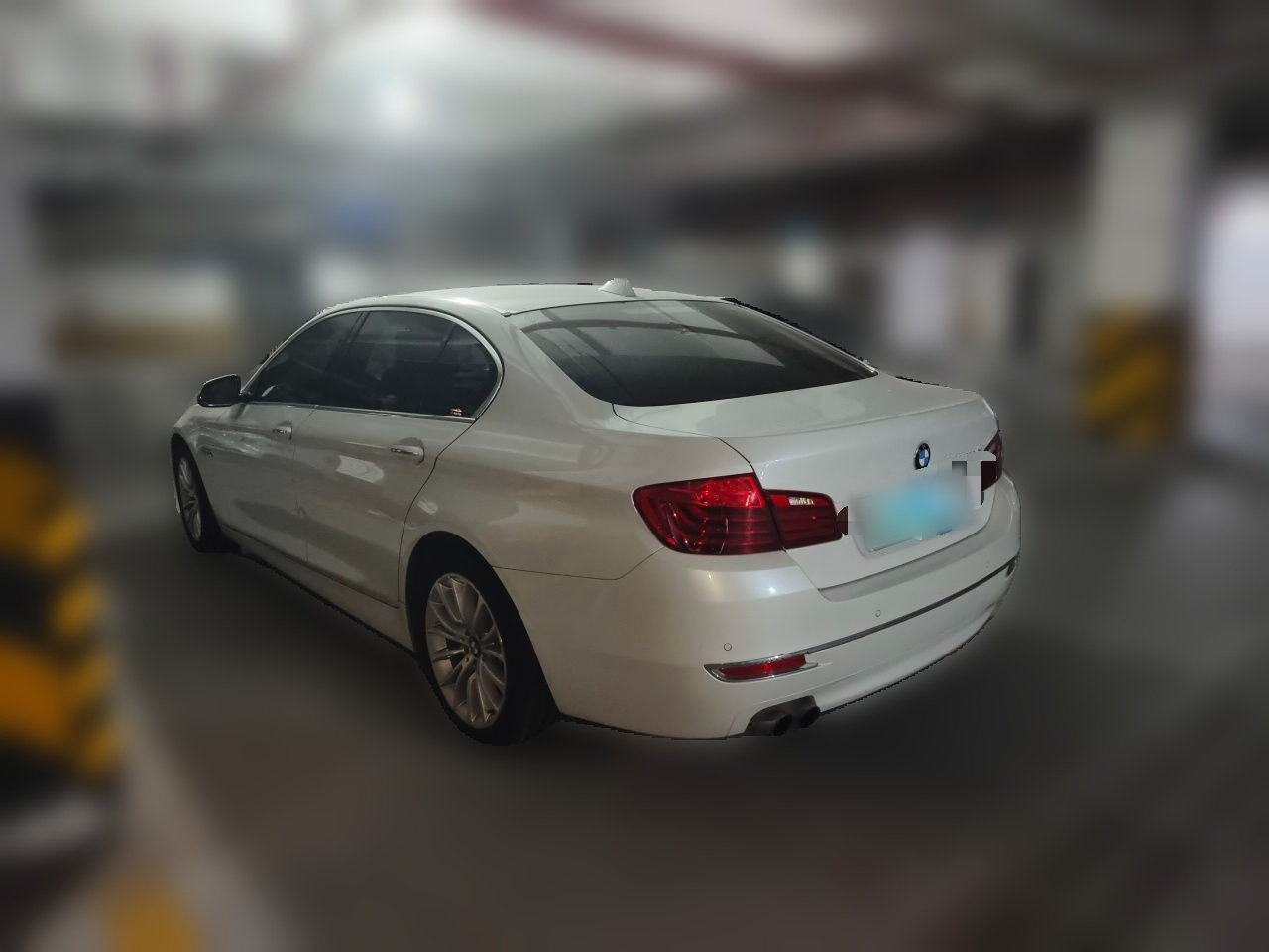 5 Series 2017 525Li Luxury Design Package photo 4