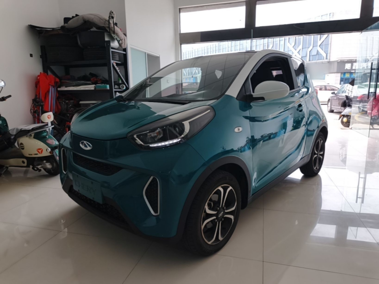 QQ Little Ant 2021 15 LFP