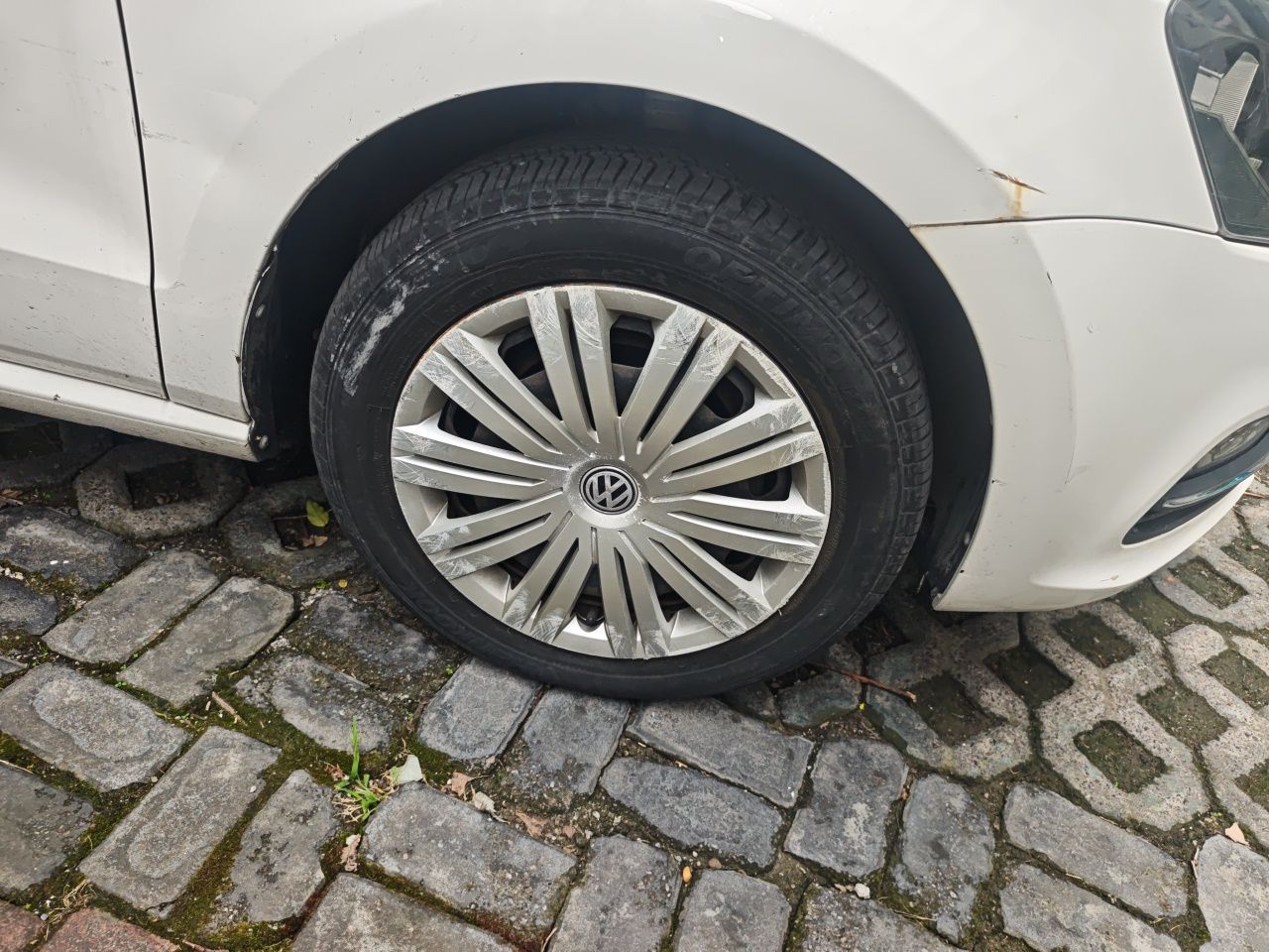 Polo 2016 1.6L AT Comfort photo 2