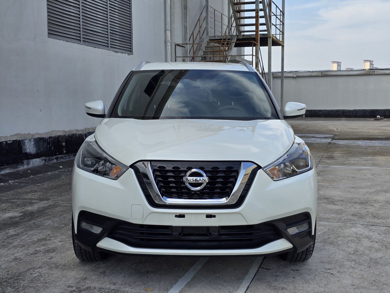2021 1.5L XV CVT Connected Luxury photo 2