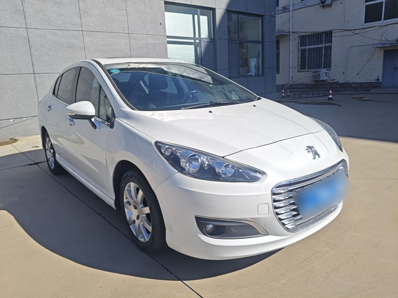 308 2014 Classic 1.6L AT photo 3