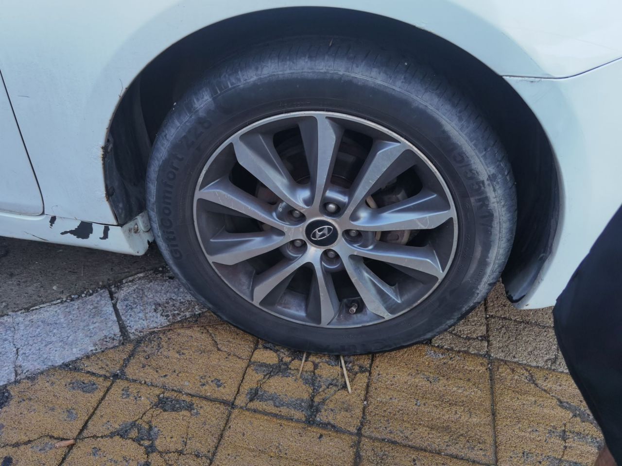 Sonata 2013 2.0L AT Leading photo 2