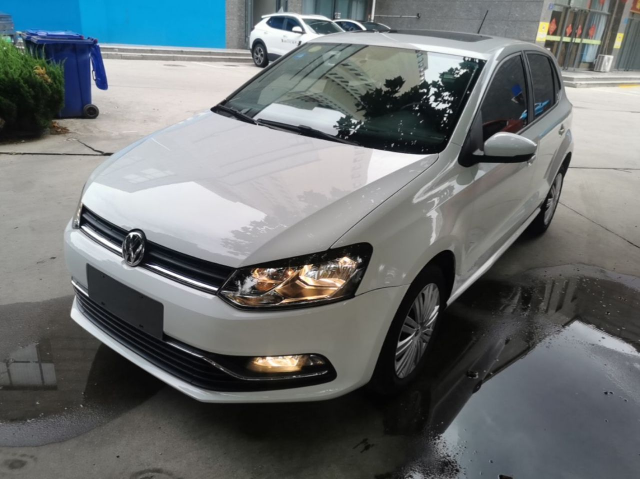 Polo 2016 1.6L AT Comfort