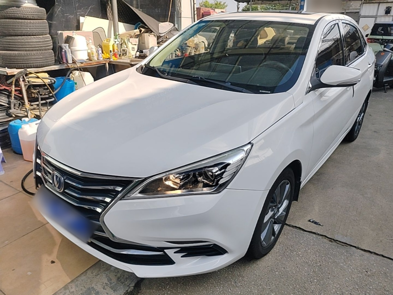 Eado DT 2018 1.6L MT Smart