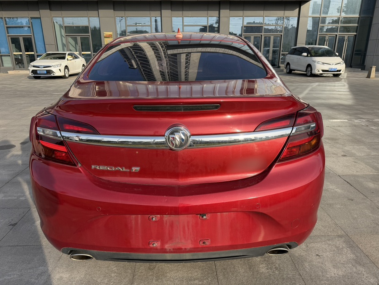 Regal 2015 1.6T Leading Tech photo 3
