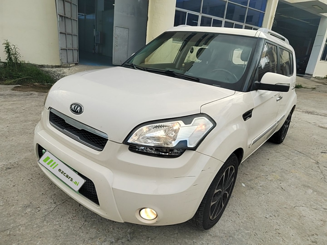 2013 1.6L AT Premium